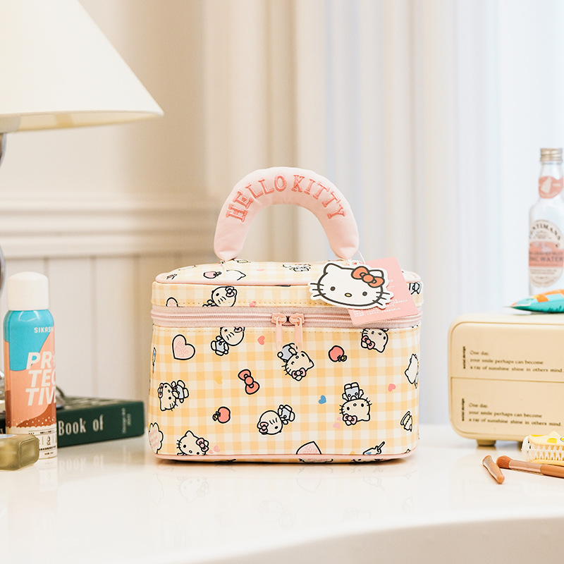 Cute Cartoon Print Makeup Bag  - Beauty Makeup Box Set recension och pris
